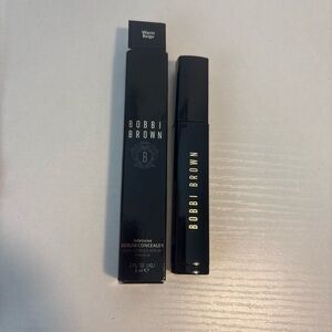 Bobbi Brown Intense Serum Concealer .2 fl oz Warm Beige. 
New